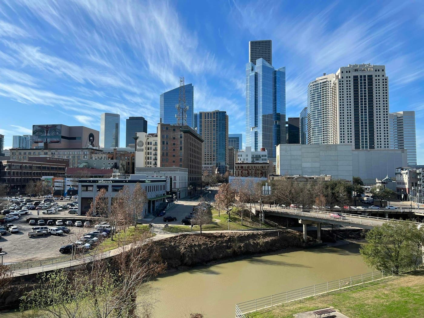 Houston K-Shaped Consumer 2026: Why One Video Can't Sell to Both Halves of the Market